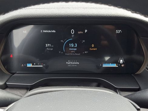 Used 2023 Jeep Grand Cherokee Limited AWD/4WD image 25