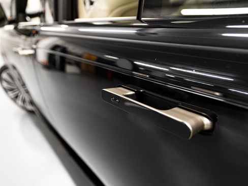 Used 2023 Land Rover Range Rover SE image 35