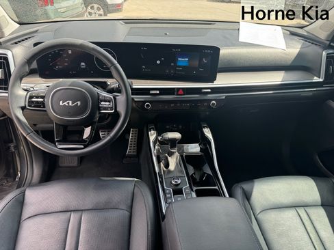 Certified 2024 Kia Sorento SX FWD image 14