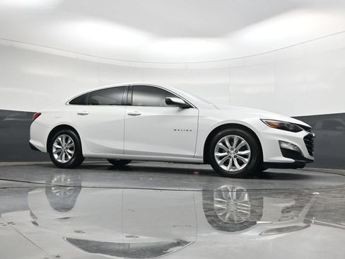 Used 2020 Chevrolet Malibu LT FWD image 29