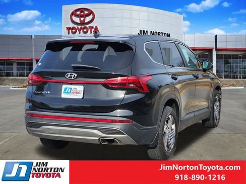 Used 2023 Hyundai Santa Fe SE image 5