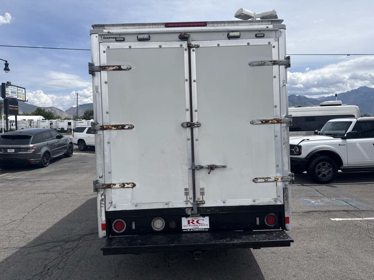 Used 2013 Chevrolet Express 3500 w/ Chrome Appearance Package RWD image 7