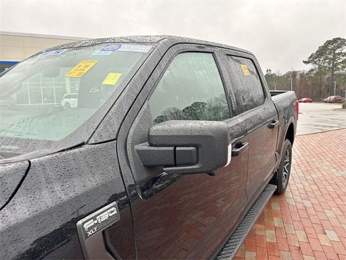 Used 2022 Ford F150 XLT w/ Equipment Group 302A High image 5
