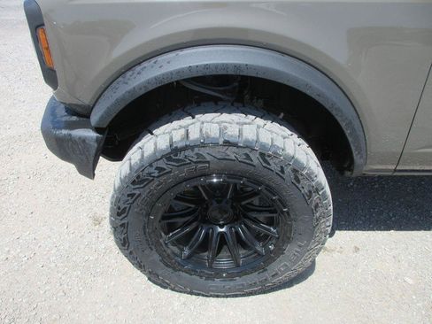 New 2026 Ford Bronco 4-Door AWD/4WD image 12
