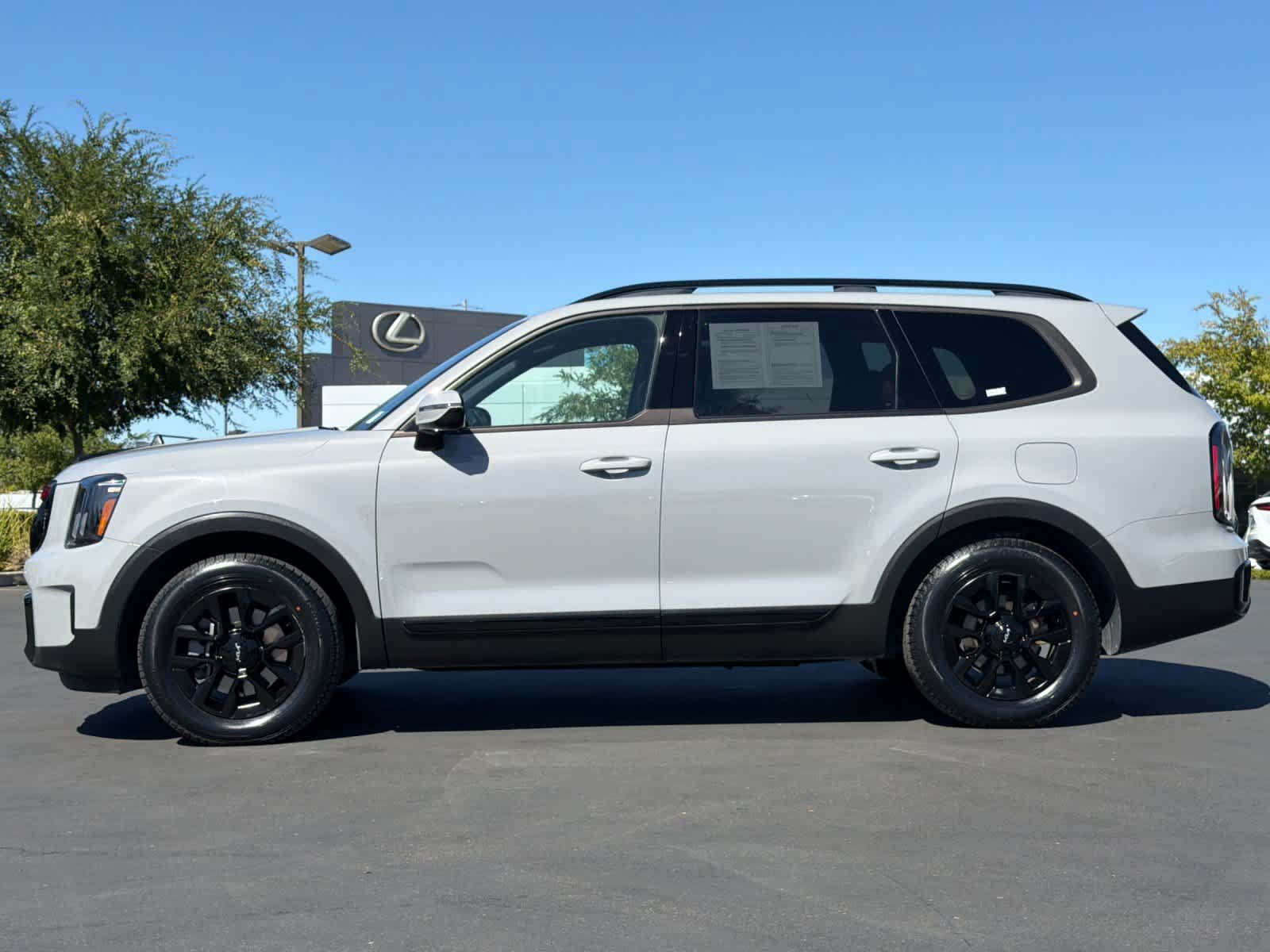 Used 2024 Kia Telluride SX X-Pro AWD/4WD image 9