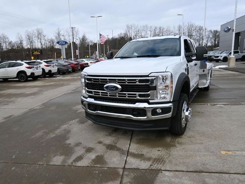 Used 2024 Ford F550 2WD SuperCab Super Duty w/ XLT Value Package image 5