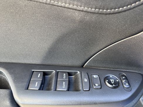 Used 2019 Honda Civic EX image 15