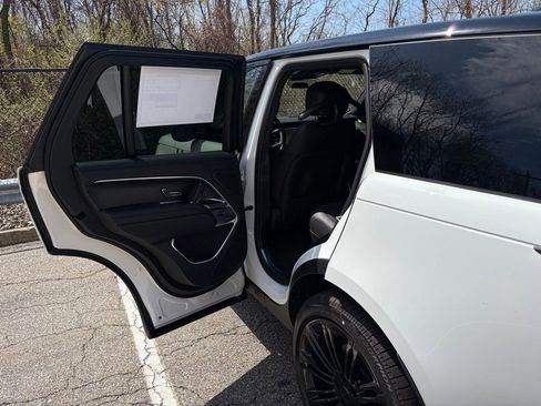 New 2026 Land Rover Range Rover SE AWD/4WD image 11