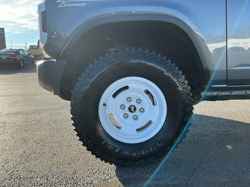 Used 2024 Ford Bronco Heritage Edition image 13