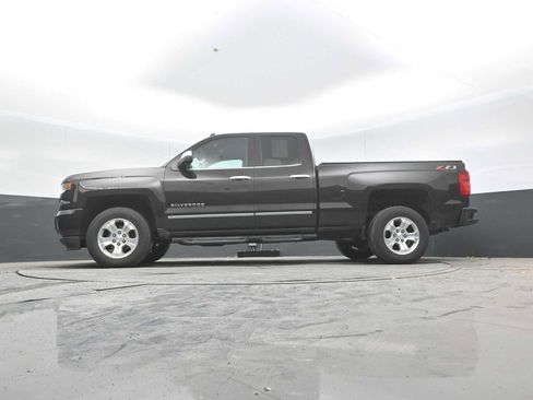 Used 2018 Chevrolet Silverado 1500 LTZ Z71 w/ LTZ Plus Package AWD/4WD image 25