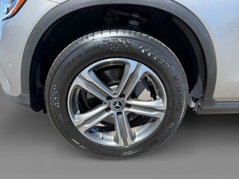 Used 2022 Mercedes-Benz GLC 300 4MATIC image 9