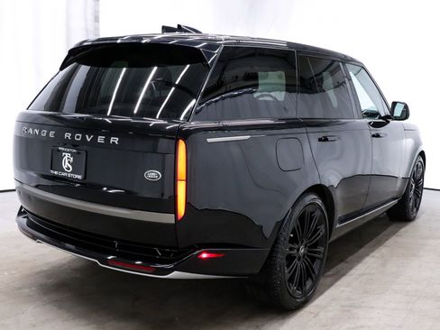 Used 2023 Land Rover Range Rover SE AWD/4WD image 6