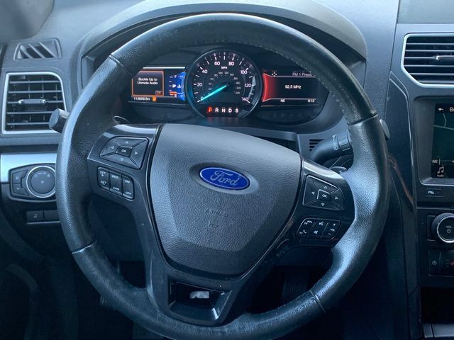 Used 2017 Ford Explorer XLT w/ Equipment Group 202A FWD image 11