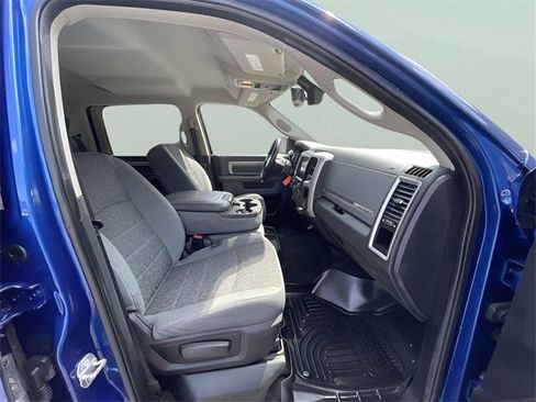 Used 2017 RAM 2500 Big Horn image 31