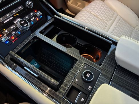 Certified 2023 Lincoln Navigator Black Label image 23