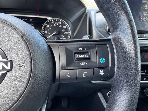 Used 2023 Nissan Rogue SV AWD/4WD image 18