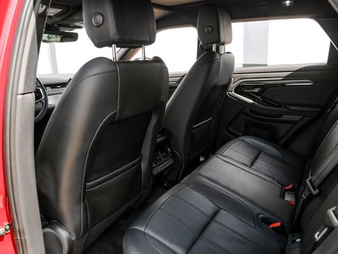 Used 2021 Land Rover Range Rover Evoque R-Dynamic S image 32