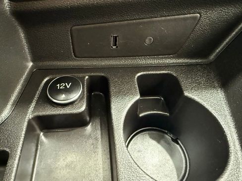 Used 2019 Ford Transit 350 XLT image 32