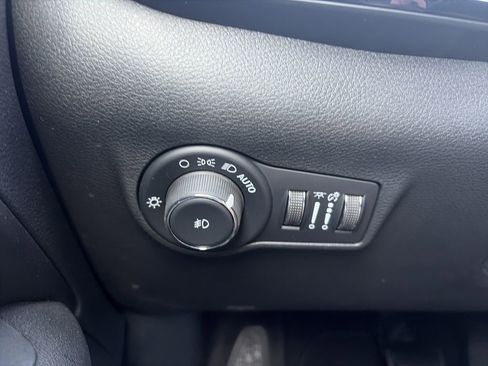 New 2026 Jeep Compass Latitude image 20