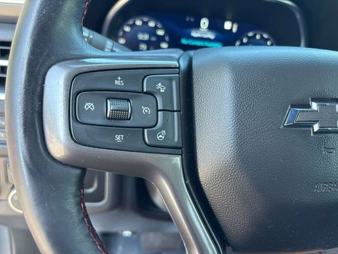 Used 2022 Chevrolet Suburban RST w/ Luxury Package AWD/4WD image 22