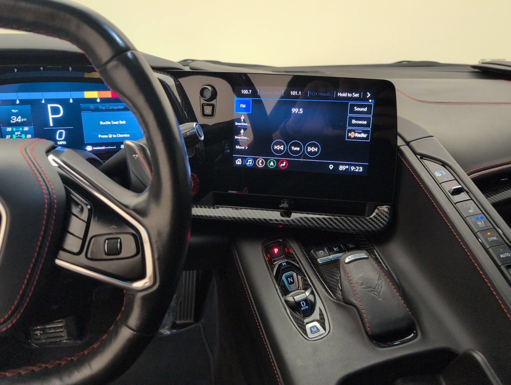 Used 2020 Chevrolet Corvette Stingray Premium Cpe w/ 3LT Preferred Equipment Group RWD image 17