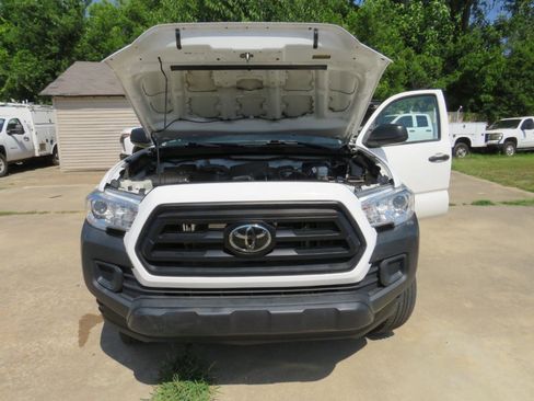 Used 2022 Toyota Tacoma SR AWD/4WD image 22