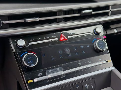 New 2026 Hyundai Santa Fe SEL FWD image 12