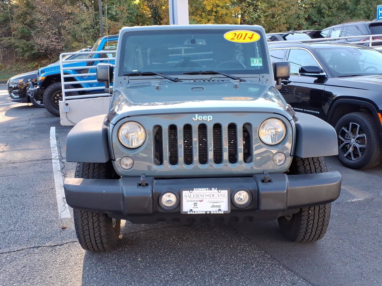 Used 2014 Jeep Wrangler Unlimited Sport w/ Quick Order Package 24S AWD/4WD image 2