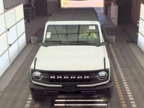Used 2025 Ford Bronco Big Bend AWD/4WD image 2