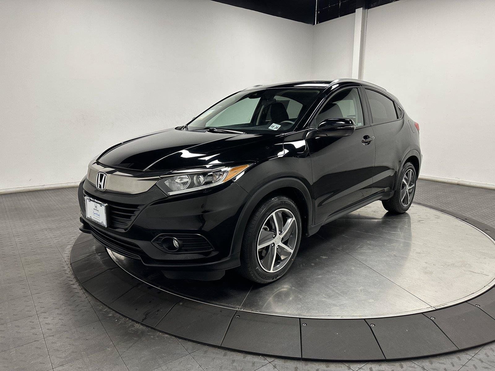 Used 2022 Honda HR-V EX image 1
