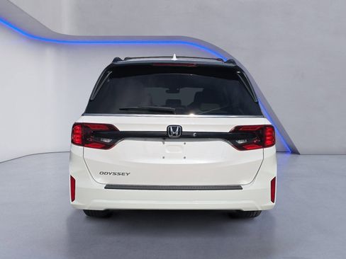 New 2026 Honda Odyssey EX-L image 4