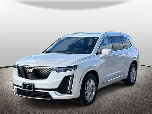 New 2025 Cadillac XT6 Luxury image 5