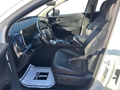 Certified 2023 Kia Sportage EX w/ EX Premium Package AWD/4WD image 10