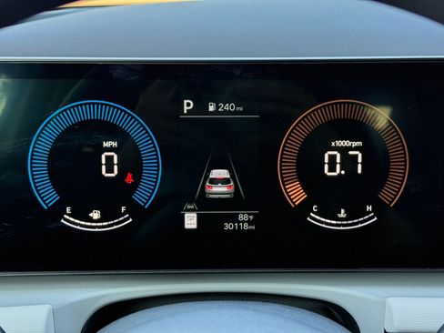 Used 2025 Hyundai Tucson SEL image 42