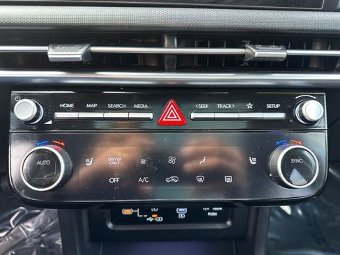 Used 2025 Hyundai Tucson SEL image 32