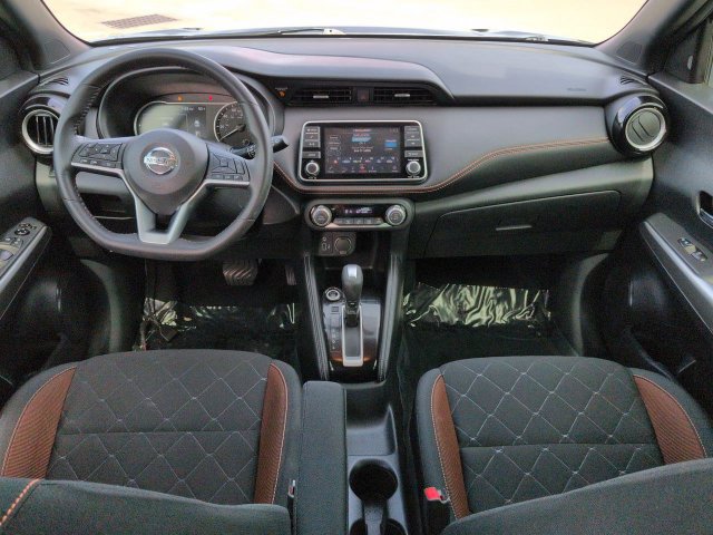 Used 2019 Nissan Kicks SR w/ Exterior Electronics Package FWD image 15