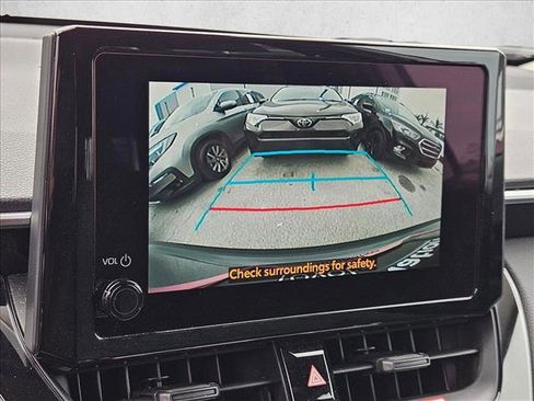 Used 2024 Toyota Corolla Cross LE w/ Moonroof Package FWD image 13