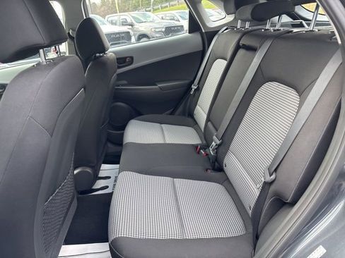 Used 2018 Hyundai Kona SE image 15