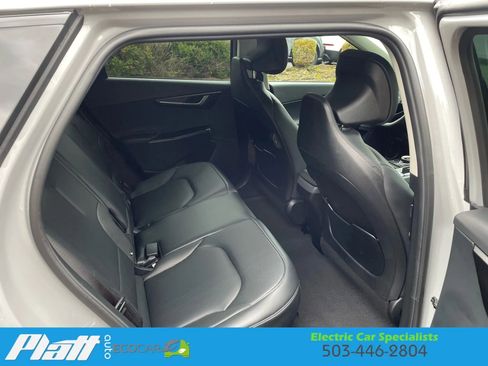 Used 2025 Kia EV6 Wind image 47