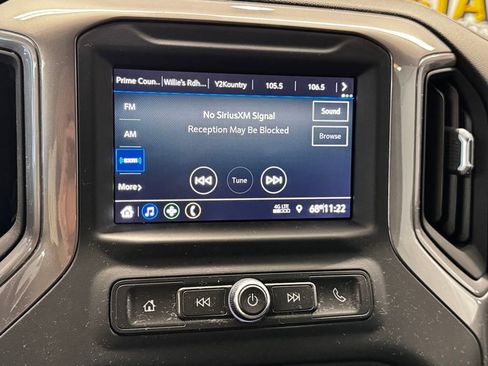 Used 2020 Chevrolet Silverado 2500 Custom w/ Custom Value Package image 29