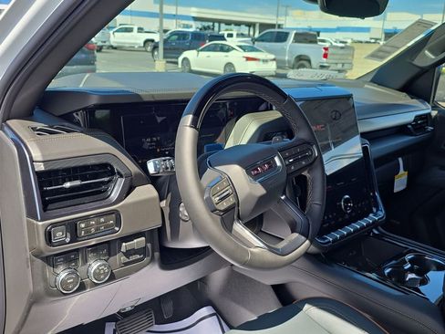 New 2026 GMC Yukon XL AT4 image 18