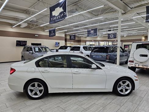 Used 2014 BMW 328i Sedan RWD image 7