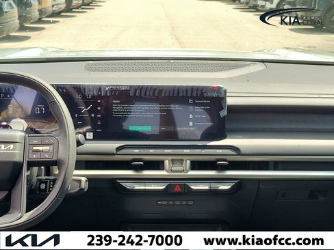 New 2027 Kia Telluride S w/ Towing Package FWD image 18
