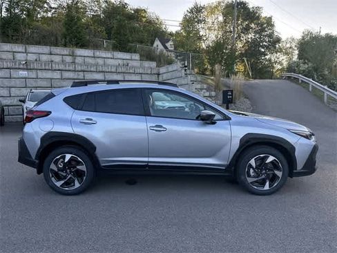 New 2025 Subaru Crosstrek 2.5i Limited image 3