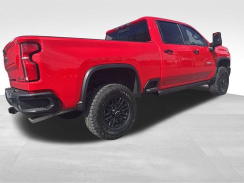 Used 2026 Chevrolet Silverado 2500 ZR2 AWD/4WD image 8