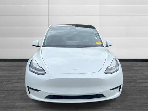 Used 2021 Tesla Model Y Long Range image 6