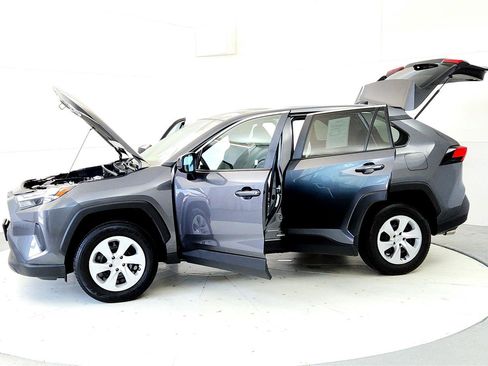 Used 2024 Toyota RAV4 LE image 10
