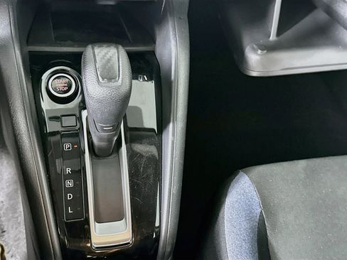 Used 2025 Nissan Versa SV FWD image 23