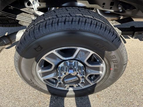 New 2026 Ford F350 Lariat w/ Lariat Ultimate Package image 18