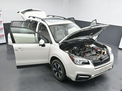 Used 2018 Subaru Forester 2.5i Limited image 38
